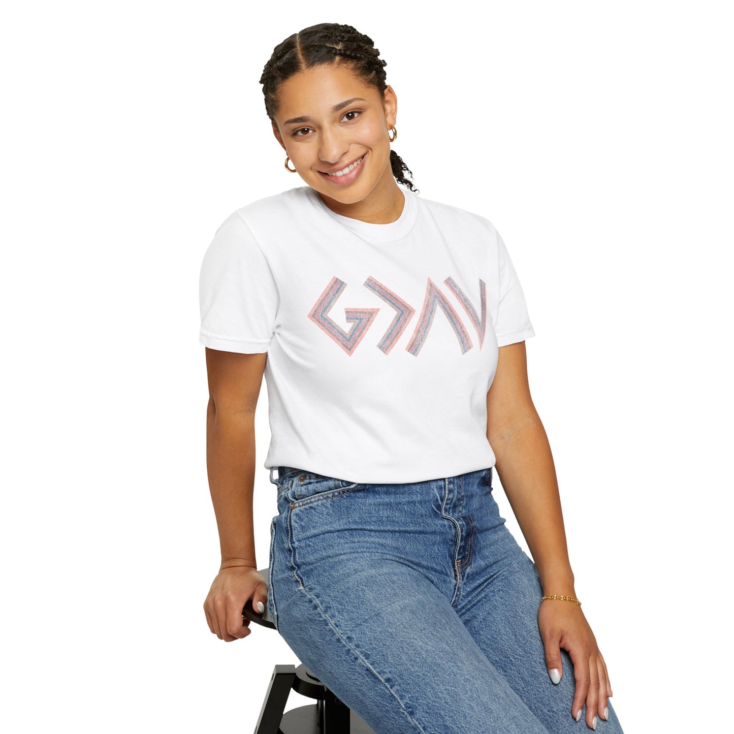 Unisex Garment-Dyed T-shirt with Geo Design - Casual Wear for Every Occasion