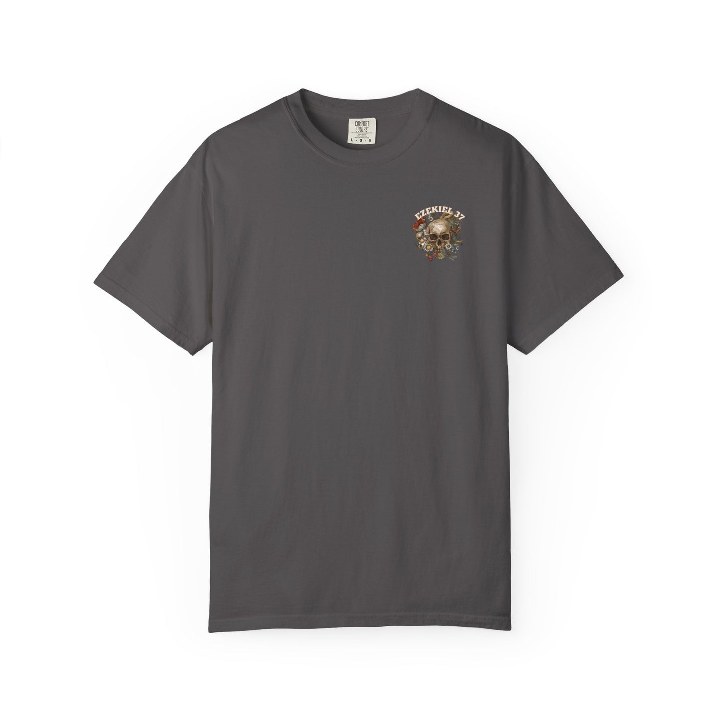 Unisex Skull Graphic T-Shirt, Vintage Aesthetic Tee, Perfect for Halloween, Casual Wear, Gift for Nature Lovers