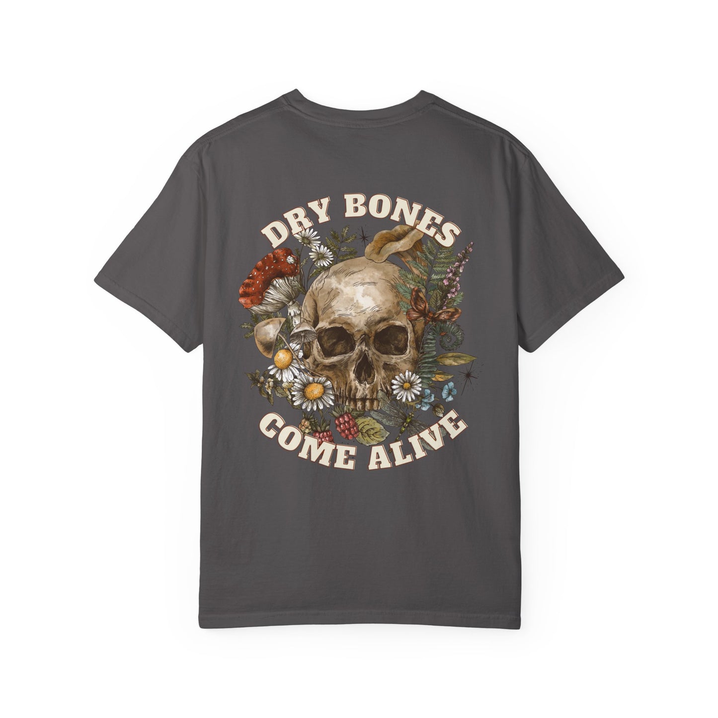Unisex Skull Graphic T-Shirt, Vintage Aesthetic Tee, Perfect for Halloween, Casual Wear, Gift for Nature Lovers