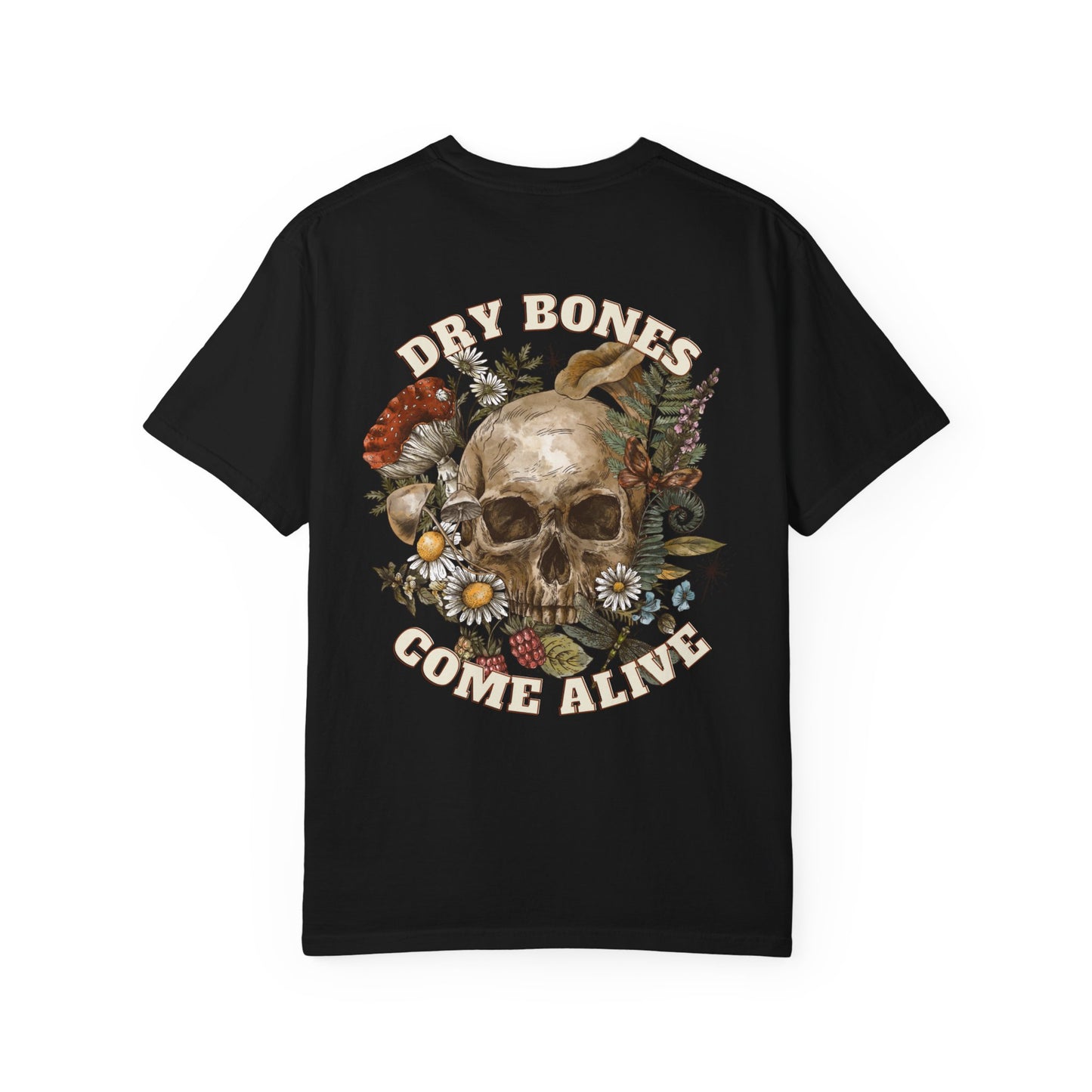 Unisex Skull Graphic T-Shirt, Vintage Aesthetic Tee, Perfect for Halloween, Casual Wear, Gift for Nature Lovers